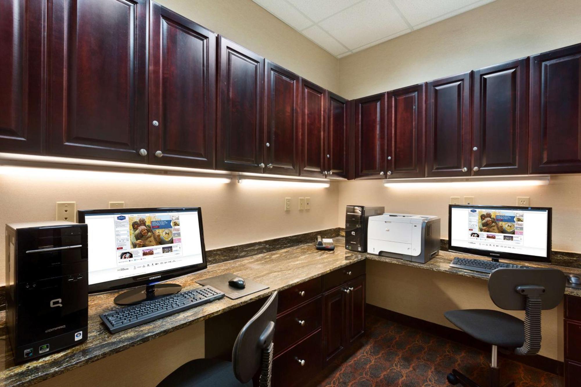 Hampton Inn & Suites Mission Exteriör bild