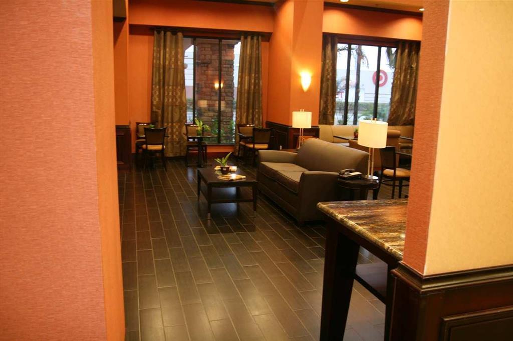 Hampton Inn & Suites Mission Inreriör bild