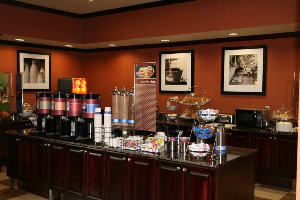 Hampton Inn & Suites Mission Restaurang bild