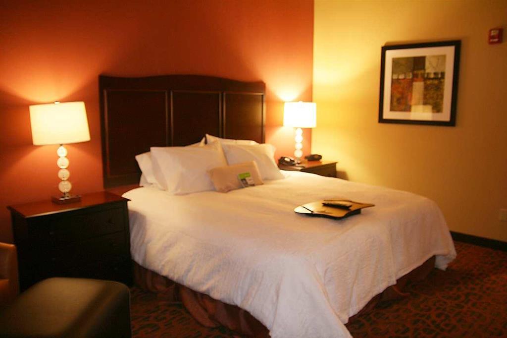 Hampton Inn & Suites Mission Rum bild